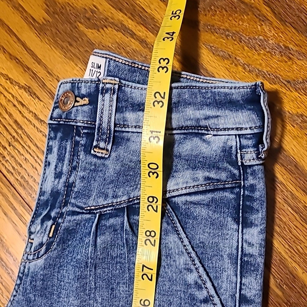 Abercrombie kids High Rise Mini Mom Jeans - Girls 11/12 - Picture 7 of 9